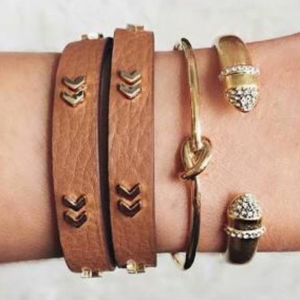 Stella & Dot | Dainty GOLD Delicate Knot Cuff Bracelet - Picture 5 of 6